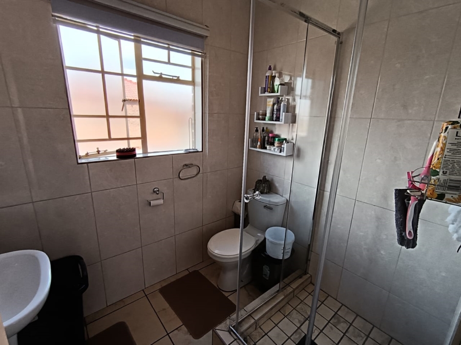 3 Bedroom Property for Sale in Waterval East North West